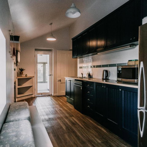 Fulham Homestead Historic Rural Large 3 Bedroom Guesthouse - Sydney Tourism 1