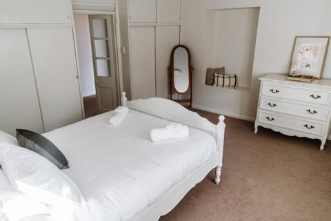 Fulham Homestead Historic Rural Large 3 Bedroom Guesthouse - Sydney Tourism 2