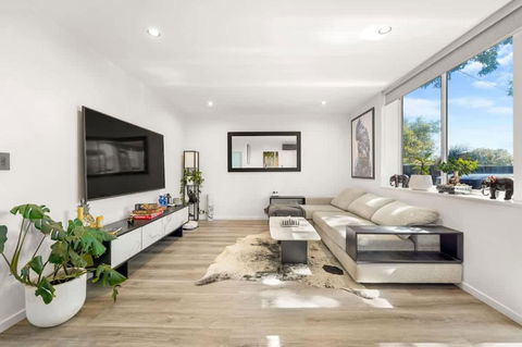 Gardenvale Prize With Private Courtyard Plus Parking - Sydney Tourism 0