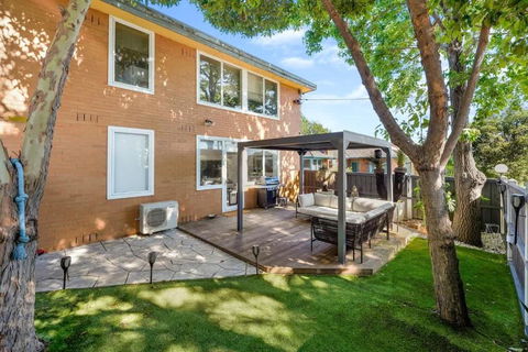 Gardenvale Prize With Private Courtyard Plus Parking - Sydney Tourism 1