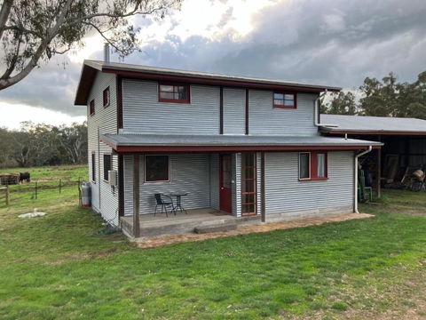 Grannies Lane Cottage - Sydney Tourism 0