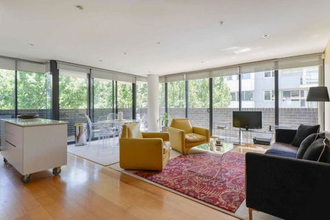 HAZEL Chapel St Socialite. Pool, Spa & Gym - Sydney Tourism 0