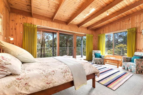HILLSIDE HOUSE - Sydney Tourism 1