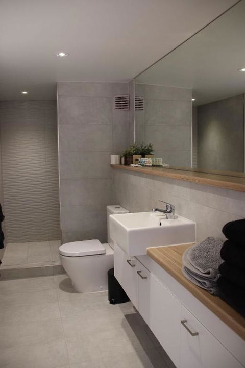 Holly Place - Sydney Tourism 1