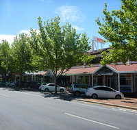 Adelaide Travellers Inn Backpackers Hostel - Sydney Tourism