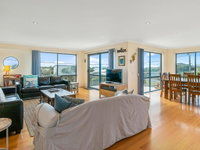 Book Surf Beach Accommodation Vacations Sydney Tourism Sydney Tourism