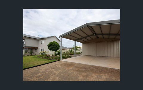 Agape Holiday Home - Sydney Tourism 2