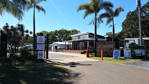 Agnes Water Beach Holidays - Sydney Tourism 0