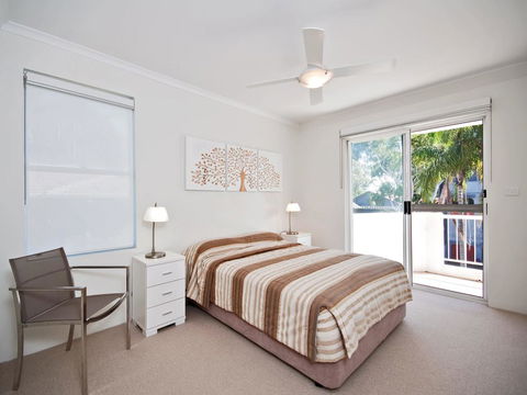 Albacore, Unit 5/12 Ondine Close - Sydney Tourism 2