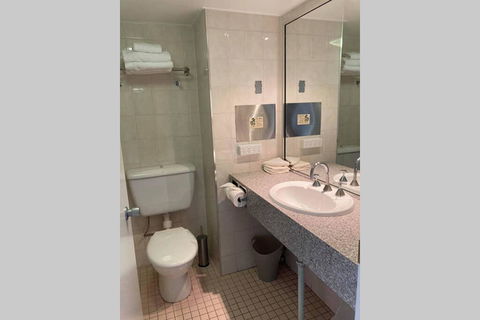 All In 500 Aud Weekly Beachfront The STRAND Studio Apartment - Sydney Tourism 2