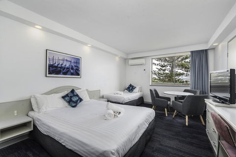 Alloggio Newcastle Beach - Sydney Tourism 0