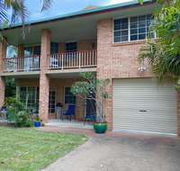 Amazing Beach House - Sydney Tourism