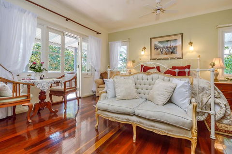 Amore Mt Tamborine - Sydney Tourism 1