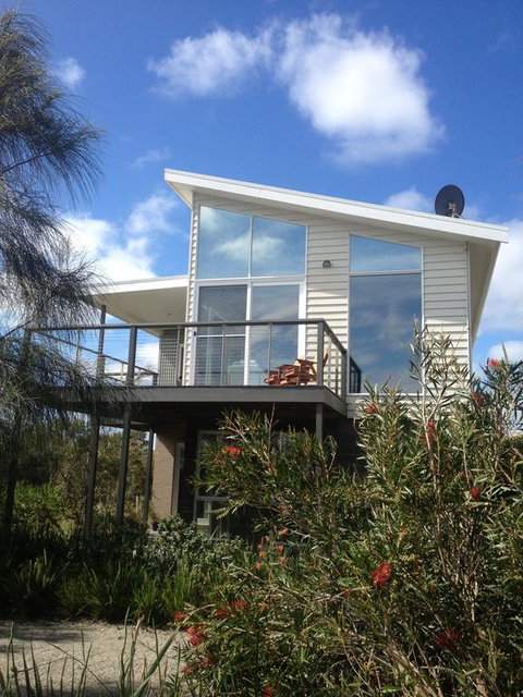 Anchors Beach House - Sydney Tourism 3