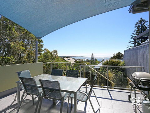 Angourie Blue 1 - Great Ocean Views - Surfing Beaches - Sydney Tourism 0