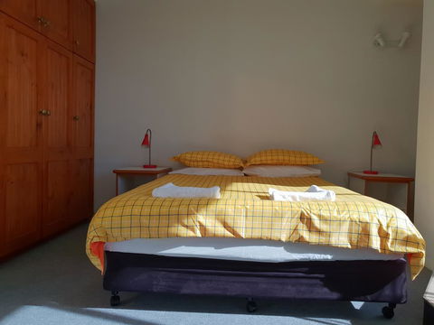 Apartment 201 - Sydney Tourism 1