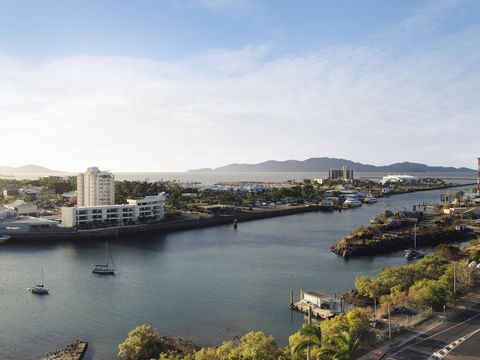Apartments @ 81 Palmer - Sydney Tourism 3