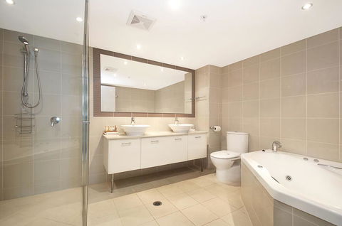 Aqua Vista Resort - Sydney Tourism 1