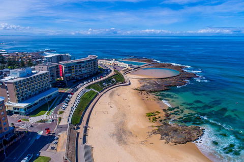 Arena On The Beach - Sydney Tourism 0