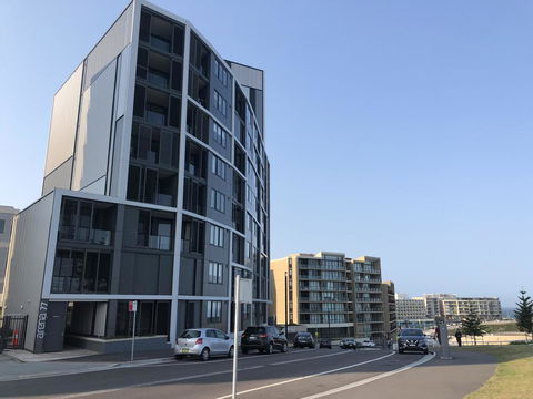 Arena On The Beach - Sydney Tourism 1