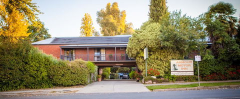 Armour Motor Inn - Sydney Tourism 0