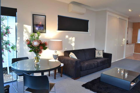 Aroha - Sydney Tourism 2
