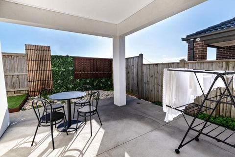 Luxury Home Away From Home - Sydney Tourism 1