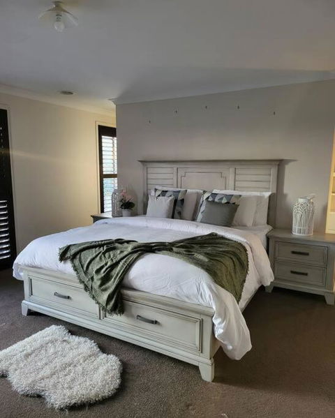 Luxury Green - Sydney Tourism 0