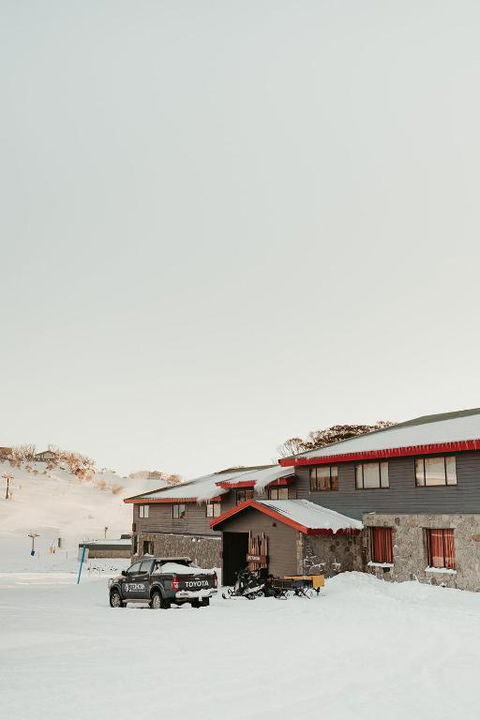 Matterhorn Lodge - Sydney Tourism 1