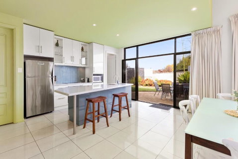 Merlot Verdelho Townhouses - Sydney Tourism 3