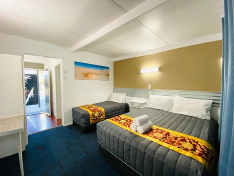 Mid Valley Motel - Sydney Tourism 3
