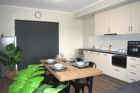 Modern Apartment In Roxby Downs - Sydney Tourism 3