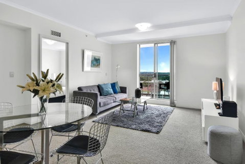 Modern Spacious Chatswood Apartment H1016 - Sydney Tourism 0