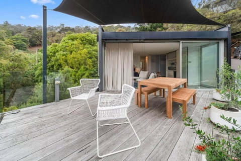 Modern Studio With Sweeping Views - Sydney Tourism 0