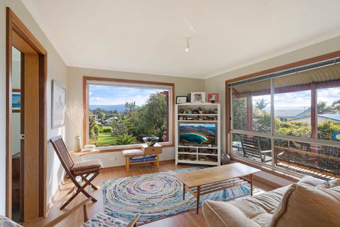 Monaro Cottage - Sydney Tourism 2