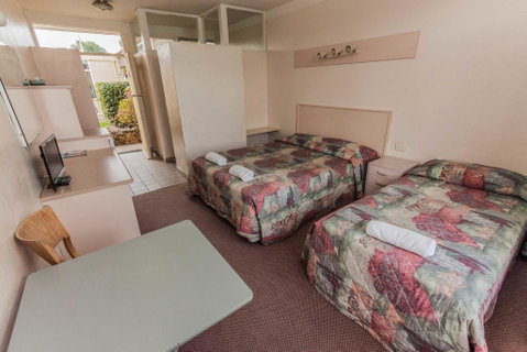 Moruya Waterfront Hotel Motel - Sydney Tourism 3