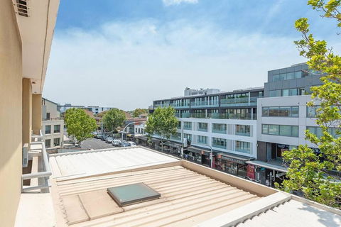 MP303 - Studio Apartment, Military Road, Cremorne - Sydney Tourism 1