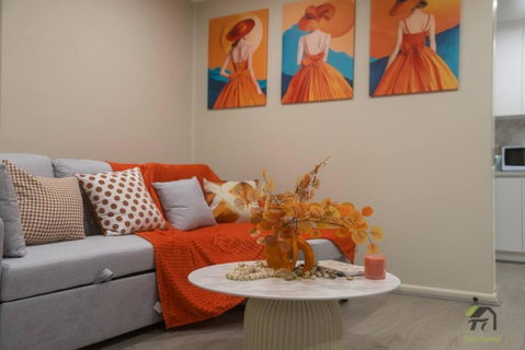Nederland Lady\'s Next In Beacon Hill - Sydney Tourism 0