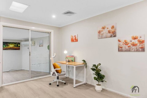 Nederland Lady\'s Next In Beacon Hill - Sydney Tourism 3