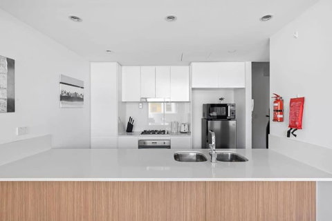NEW 3BR Apt In Kingsgrove Sleeps 7 - Sydney Tourism 2