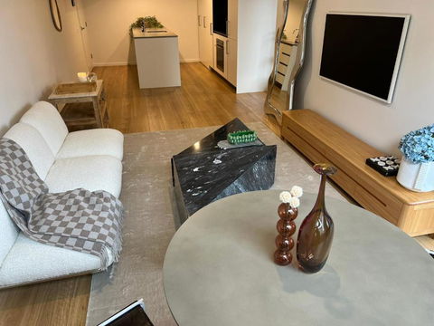 NEW BOUTIQUE 1bd Apt - Sydney Tourism 1