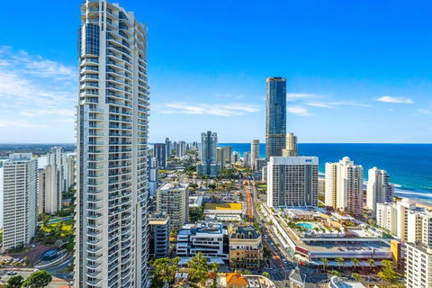 NEW Chevron Ocean Views Central Surfers. - Sydney Tourism 3