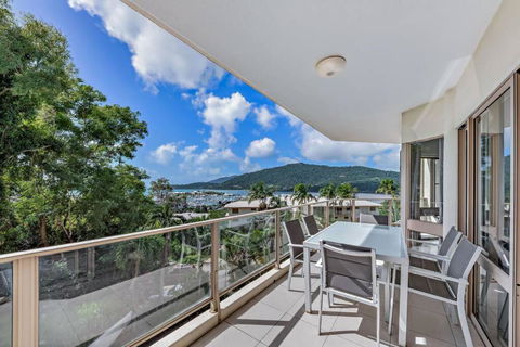 NEW! Gorgeous 2BR Apartment With Stunning Ocean Views! - Sydney Tourism 2
