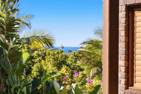 NEW Luxury Angourie Villa! Dream Location, WiFi ++ - Sydney Tourism 3