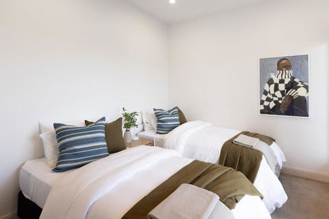 NEW Pleasant View Stays TORQUAY - Sydney Tourism 2