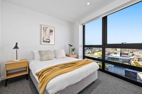 NEW Sensational Southbank Lux - Sydney Tourism 1