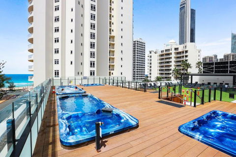 NEW Stunning Central Surfers Studio Apartment. - Sydney Tourism 2
