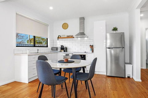 Nth Central 3BR - Split Systems Throughout & Wifi - Sydney Tourism 2