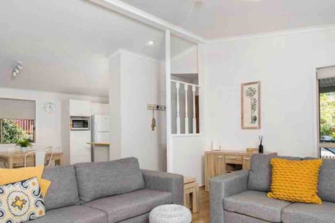 NORTH BYRON BEACH HOUSE Surf Sun Sand - Sydney Tourism 1