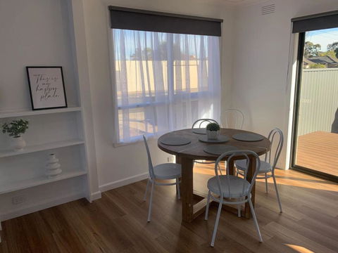 Nth Central 4BR Reno W WiFi - Sydney Tourism 2
